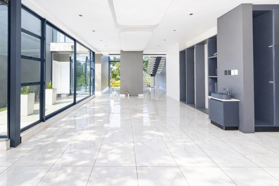 6 Bedroom Property for Sale in The Islands Estates North West
